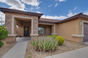 Exterior - Phoenix Family Escape CENTRAL 4 bedroom sleeps 8 (Phoenix)