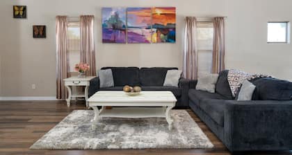 Phx Escape CENTRAL family pet friendly 4 bd sleeps 10