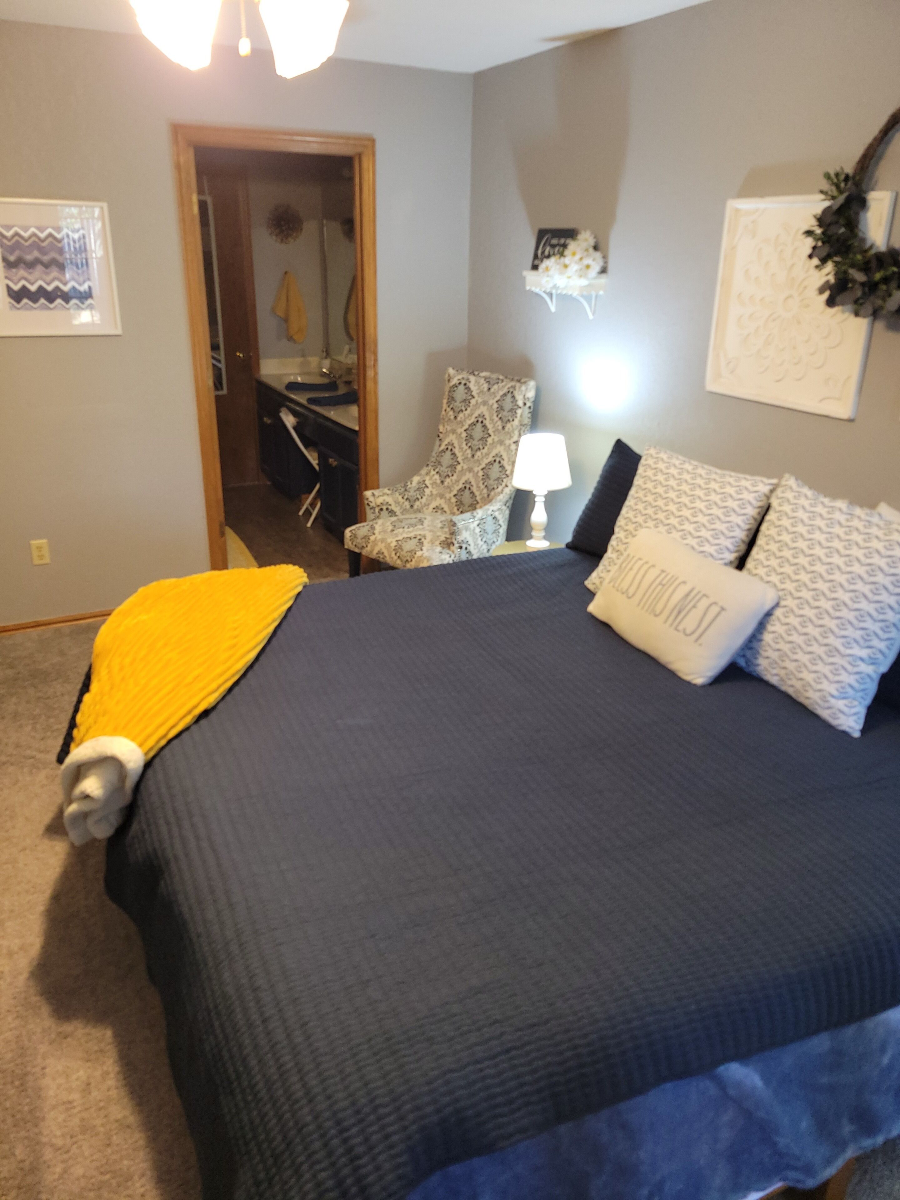 4 bedrooms, iron/ironing board, travel crib, free WiFi