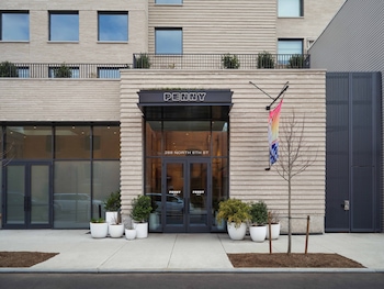 Hotel Exterior at Penny Williamsburg