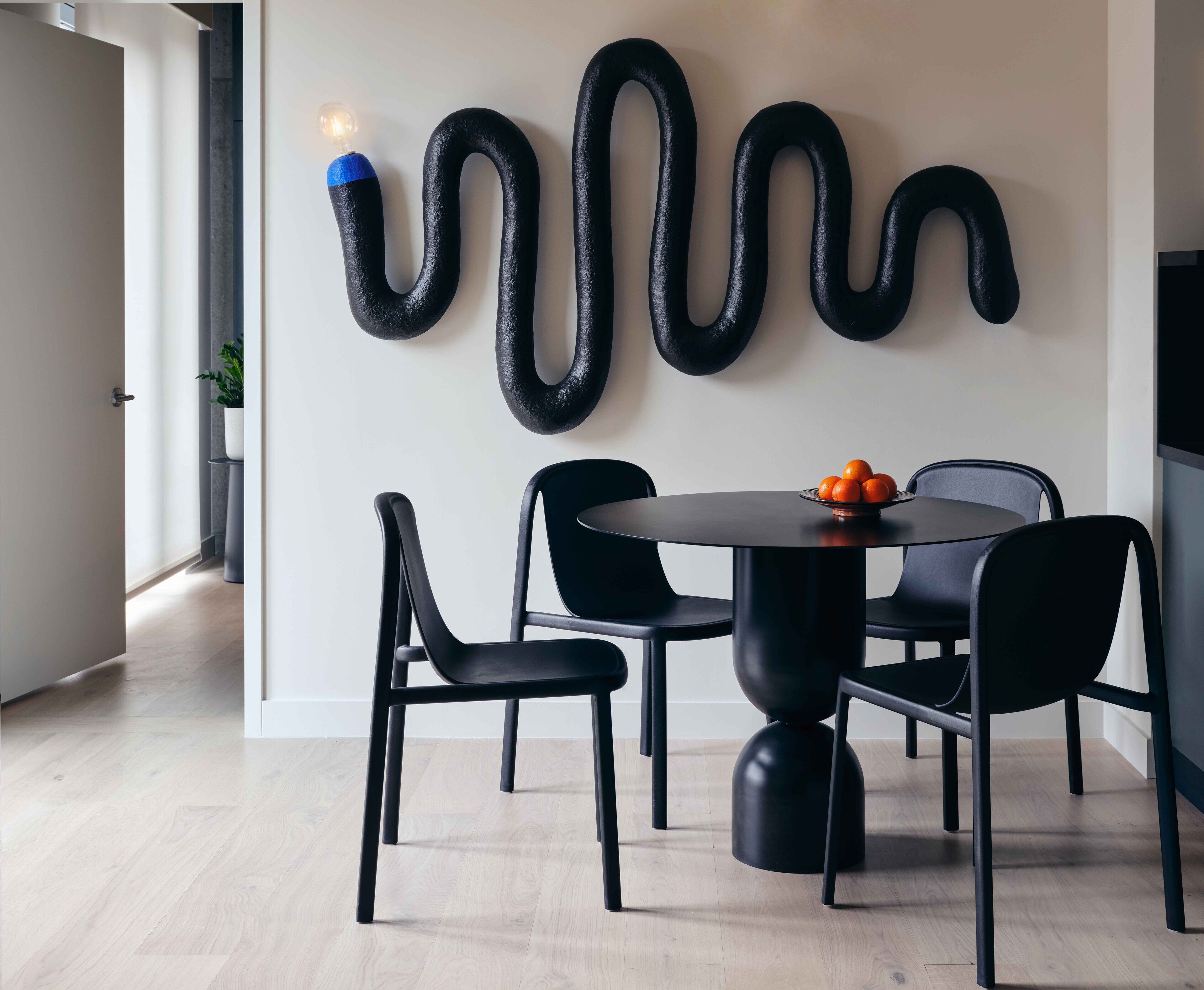 room (your majesty) | in-room dining