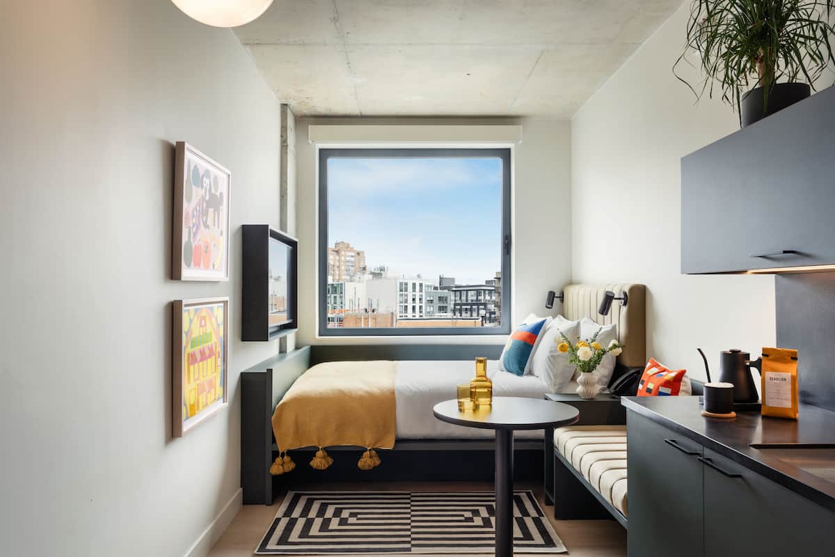 egyptian cotton sheets, premium bedding, minibar, in-room safe