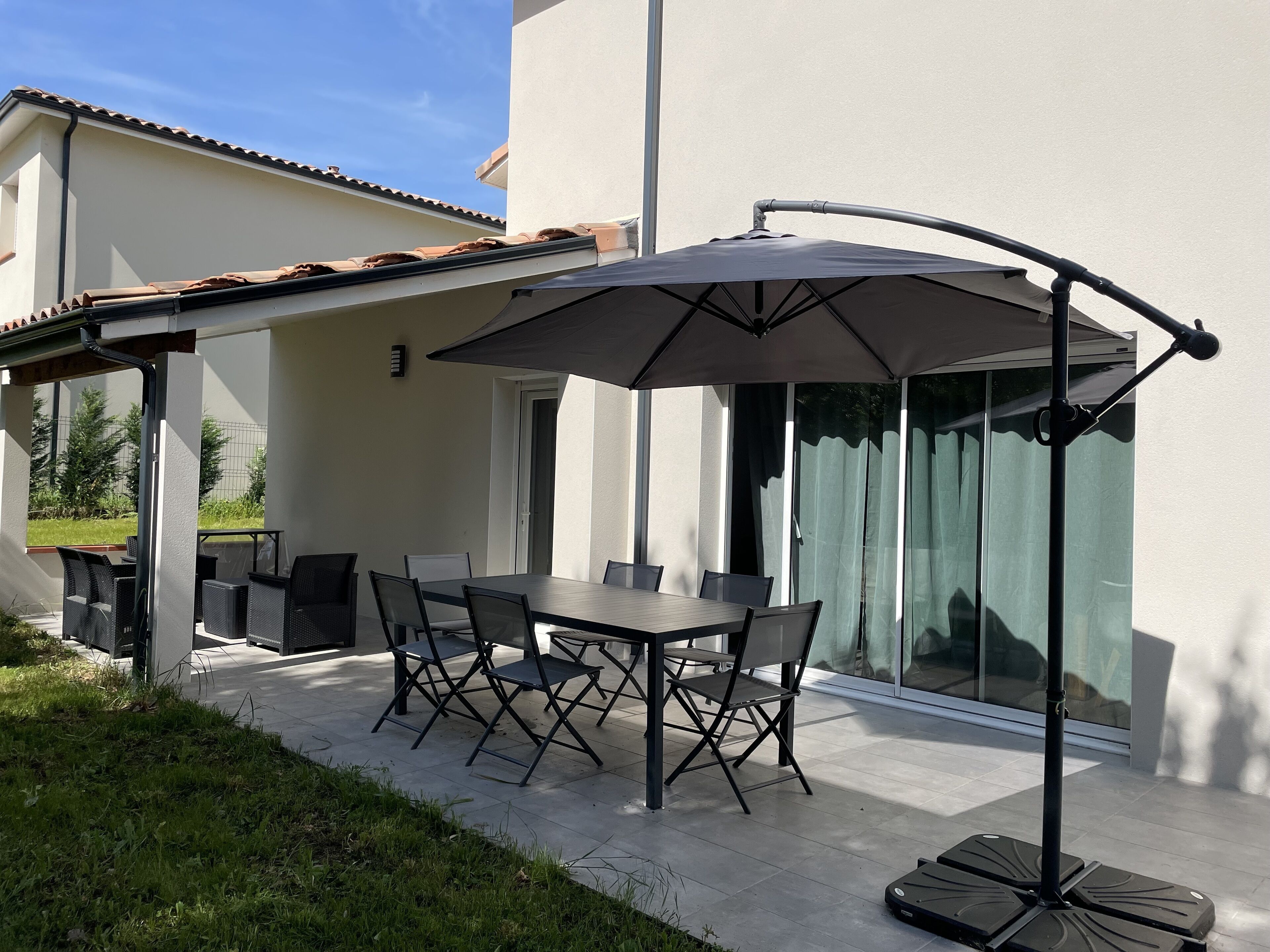 屋外ダイニングエリア