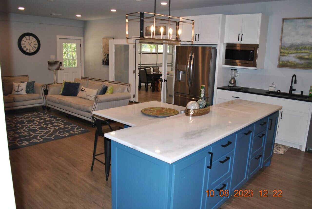 Smart TV, ping pong, stereo