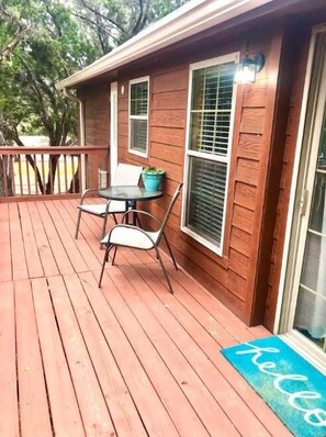 Outdoor dining - Coyote cabin in 2 acre boutique tiny home resort with pool! (Austin)