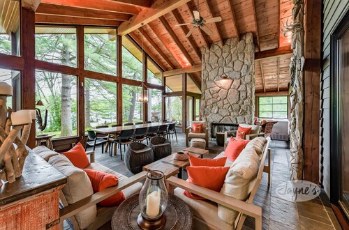 7bed 6bath cottage + 1bed 1bath Bunkie! South Exposure! Beach! Tennis Court!