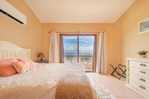 3 bedrooms, desk, free WiFi, bed sheets