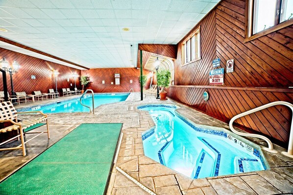 Condo (Nordic Inn 212, Lincoln, NH) | Exterior