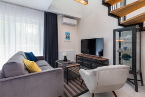 Imagen sin descripción, 2 de 33, botón