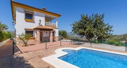 Casana Almáchar by Ruralidays