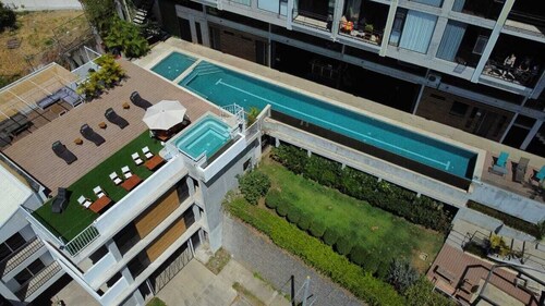 Apartamento con Vista Espectacular y Amenidades de Lujo!