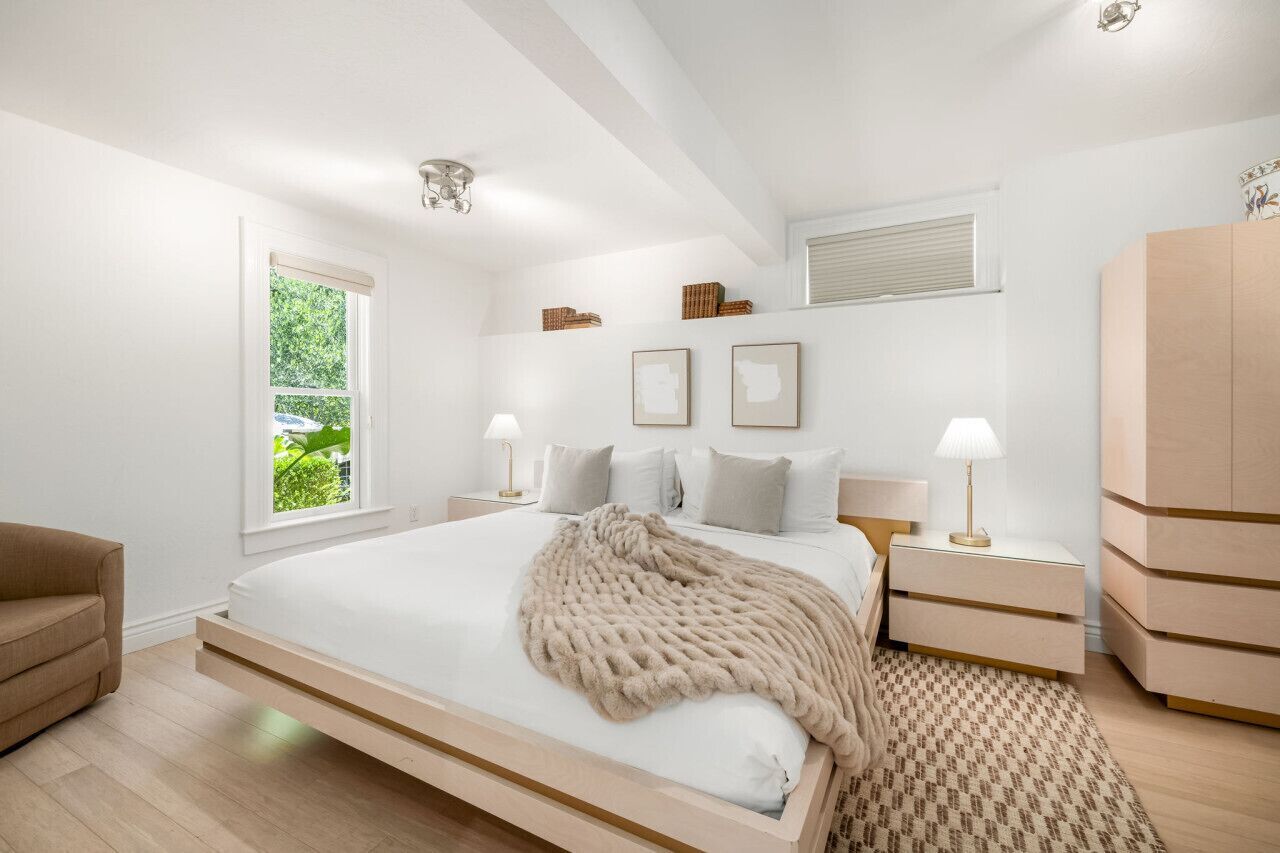 7 habitaciones, escritorio, tabla de planchar con plancha y wifi gratis 