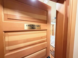 1 Schlafzimmer, Schreibtisch, Bügeleisen/Bügelbrett, WLAN