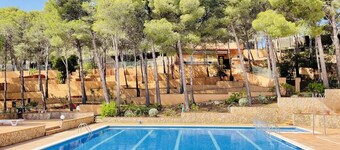 Tamariu Budget by Costabravaway