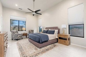 3 bedrooms, iron/ironing board, travel crib, WiFi - Golf Course+Heated Pool+Spa+Pool Table (Phoenix)