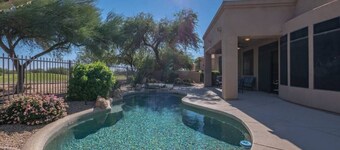 Spectacular GOLF Course Frontage+POOL TABLE+Heated Pool+SPA+MRE