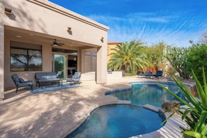 A heated pool - Golf Course+Heated Pool+Spa+Pool Table (Phoenix)
