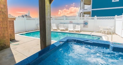 💥Steps to the Beach🌊HEATED Pool Included! Elevator⚓Golf Cart💥Ocean Views!