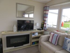 Mobile Home, Private Bathroom | Lounge - Terry Lee Lodge (King's Lynn)