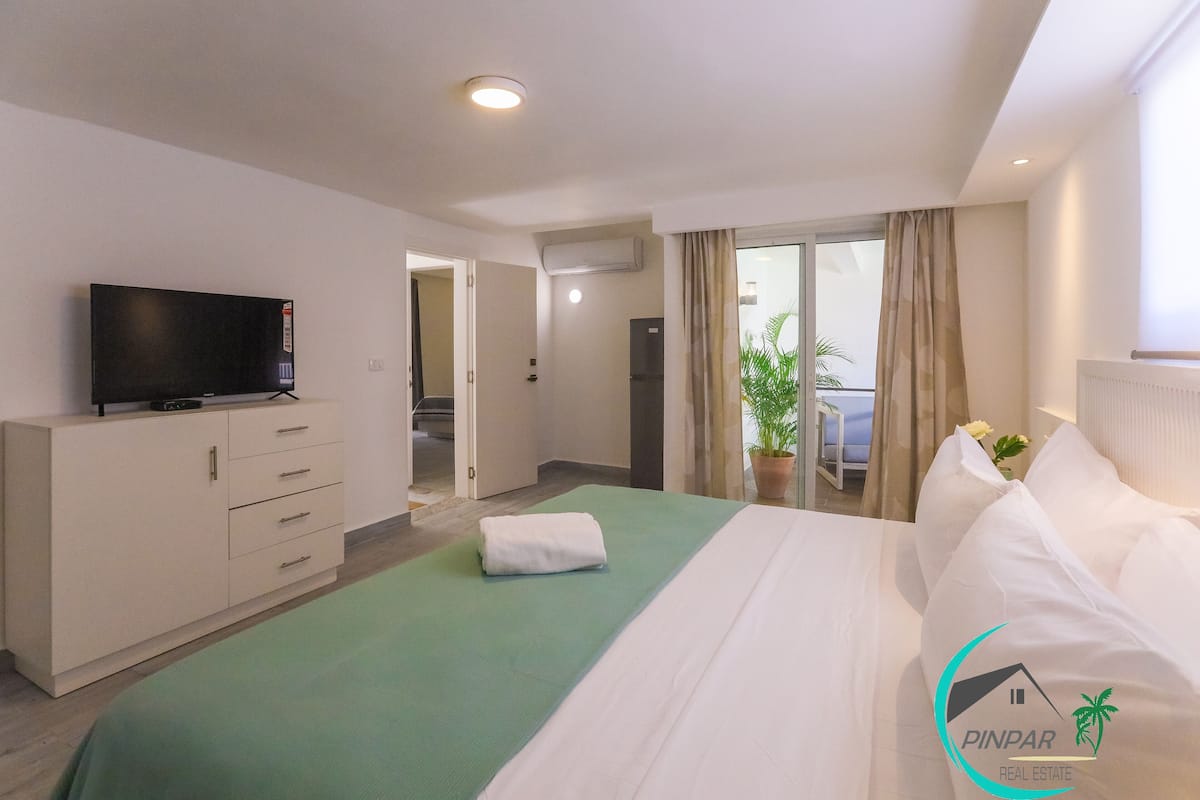 Chambre Deluxe, vue jardin | Couette en duvet d'oie, surmatelas