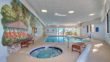 Piscina interna, piscina externa
