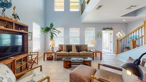 Living area - Gulf Views at this 3 Story Townhome, Shared Pool and Close to the Beach (Port Aransas)