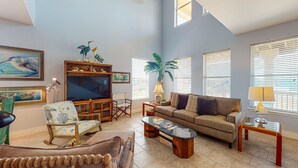 Living area - Gulf Views at this 3 Story Townhome, Shared Pool and Close to the Beach (Port Aransas)