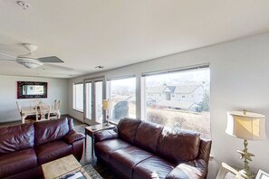 TV, DVD player, ping pong