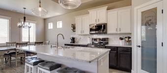 Carlsbad Retreat w/ Fire Pit & Fenced Yard!
