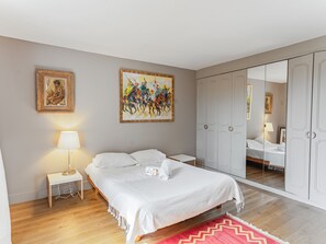 1 sovrum, strykjärn/strykbräda, wi-fi och sängkläder