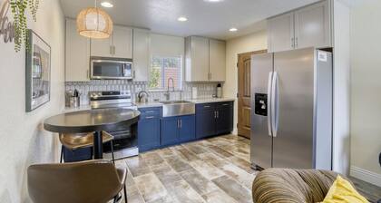 Centennial Hills Luxury Guesthouse In Northwest Las Vegas