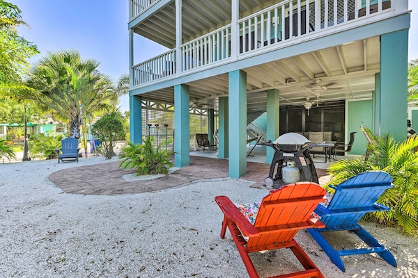 Bradenton Beach Vacation Rental | 2BR | 2BA | 2 Flights of Stairs to Enter