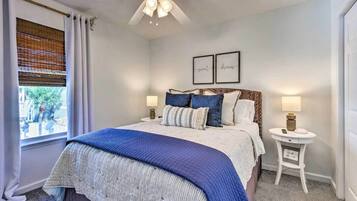 3 bedrooms, iron/ironing board, travel crib, internet