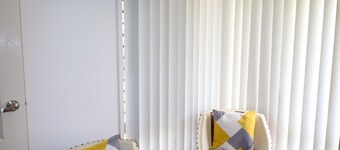 BLK Stays Guest House Deluxe Unit One Side