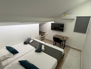 Hypo-allergenic bedding, iron/ironing board, free WiFi, bed sheets - Ayenda Isla de Manga (Cartagena)