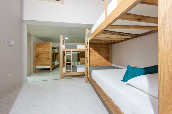 Hypo-allergenic bedding, iron/ironing board, free WiFi, bed sheets - Ayenda Isla de Manga (Cartagena)