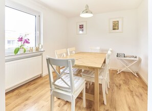 Dining - fewo1846 - City Apartment Hasenheide - fewo1846 - City Apartment Hasenheide - (Rutesheim)