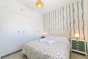 3 Schlafzimmer, Bügeleisen/Bügelbrett, WLAN, Bettwäsche