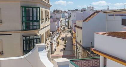 CASA MARIA LUISA - Luminosa casa en el centro de Barbate