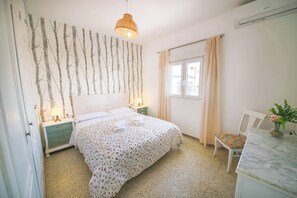 3 soverom, strykejern/-brett, wi-fi og sengetøy