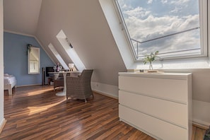 Imagen sin descripción, 3 de 28, botón