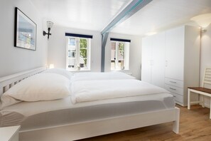 Uklassifisert bilde, 3 av 12, knapp