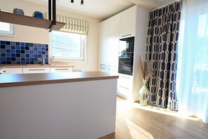 Unclassified image, 3 of 32, button - Ferienhaus Anni - Holiday home "Anni" - Stylish & quiet in the vacation village (Poseritz)