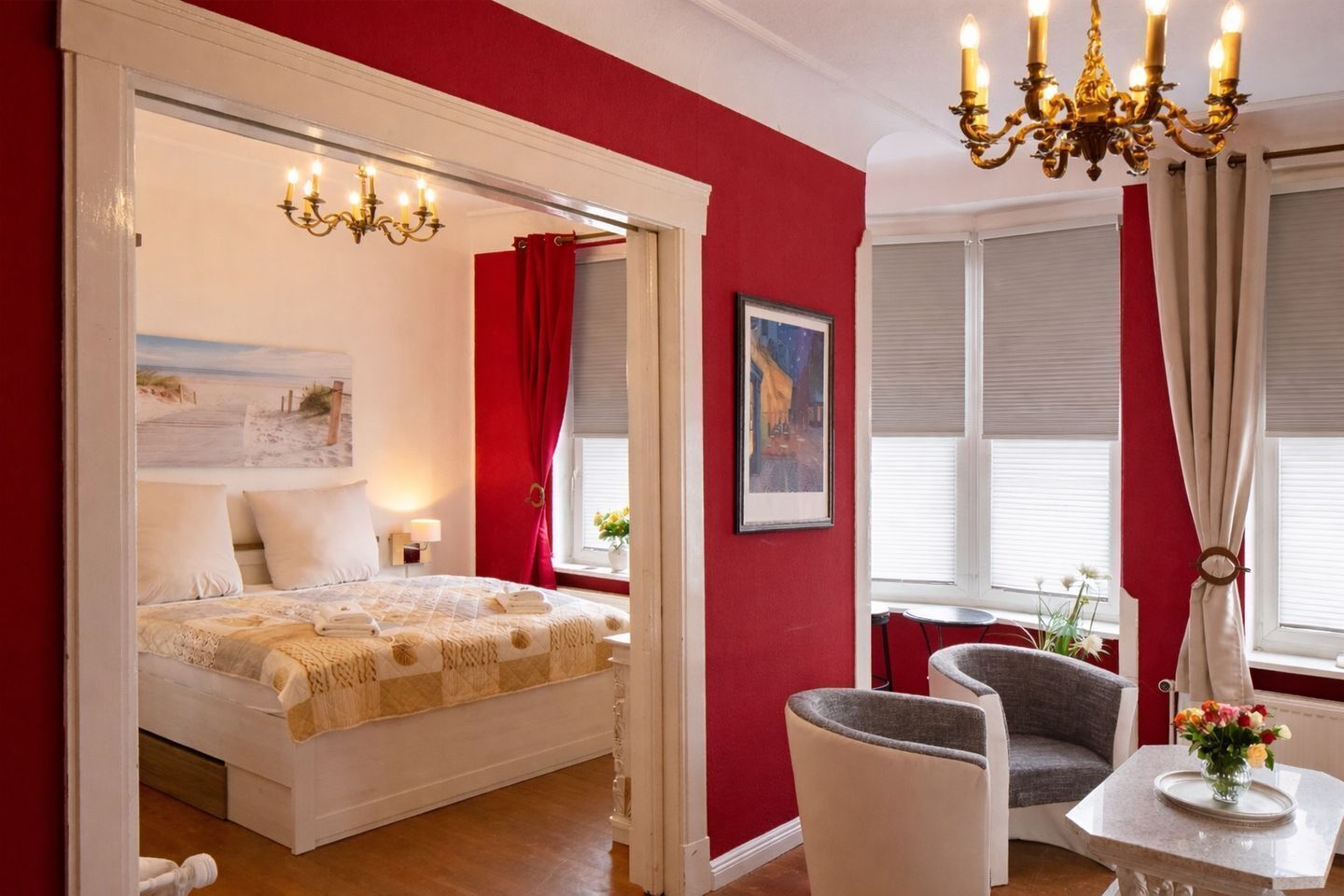 2 Schlafzimmer, Zimmersafe, Schreibtisch, Bügeleisen/Bügelbrett