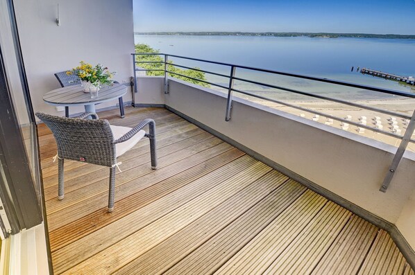 Imagen sin descripción, 1 de 18, botón