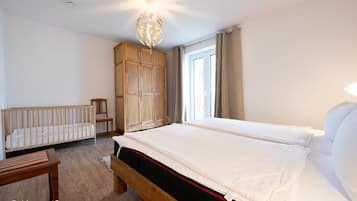 2 Schlafzimmer, Bügeleisen/Bügelbrett, WLAN