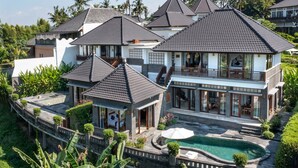 Ảnh chưa phân loại, 4 trong số 96 ảnh, nút