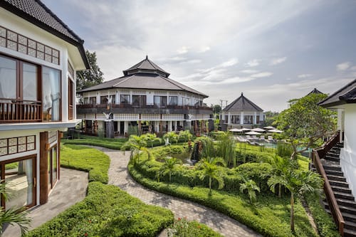 Villa familiar, 2 habitaciones | Vistas al jardín