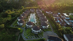 Ảnh chưa phân loại, 2 trong số 96 ảnh, nút