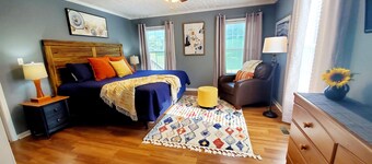 Big View of Cove Mountain! Pool, Air Hockey, Arcade, Hot Tub! No Stairs/Big Yard